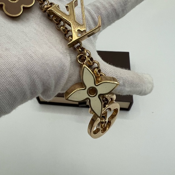 Louis Vuitton Gold Charm Key charm ❤️Authentic - Picture 6 of 9